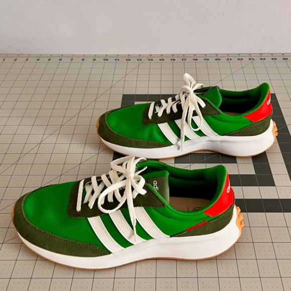 Adidas Run '70s Running Shoe NWOT - Picture 9 of 15